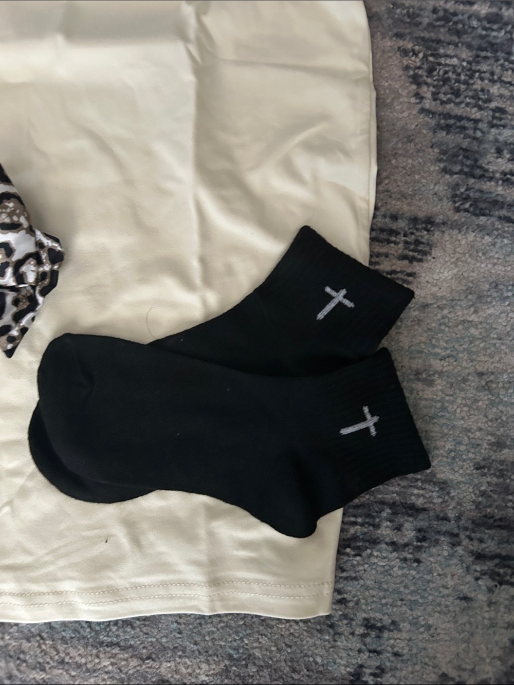 5 PIECE FAITH BUNDLE + 1 FREE GIFT 🎁 - Picture 5 of 6